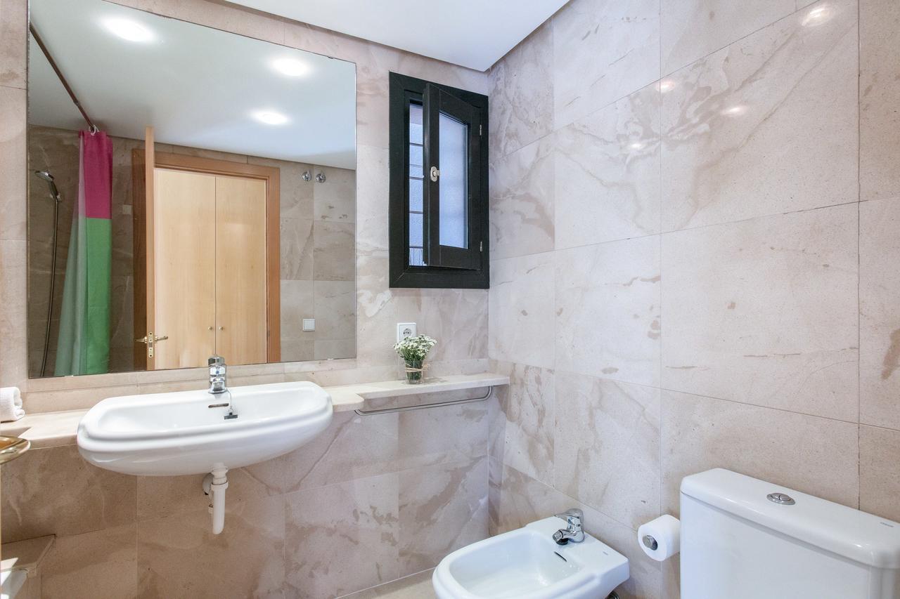 Flateli Pou Rodo 1 Daire Girona Dış mekan fotoğraf